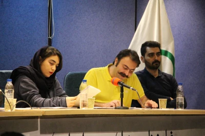 نمایش نامه خوانی «چند روایت از چند زندگی مرتبط»  به نویسندگی مسعود محمدی‌قنبرلو