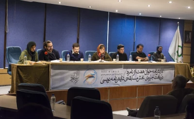 نمایشنامه خوانی 