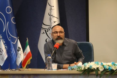 نشست رسانه ای دبیر و مدیران سی و هفتمین جشنواره ی تئاتر فجر با اهالی مطبوعات عکاس : دانیال حکیم رابط
