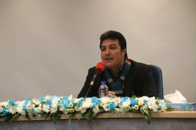 نشست رسانه ای دبیر و مدیران سی و هفتمین جشنواره ی تئاتر فجر با اهالی مطبوعات عکاس : دانیال حکیم رابط