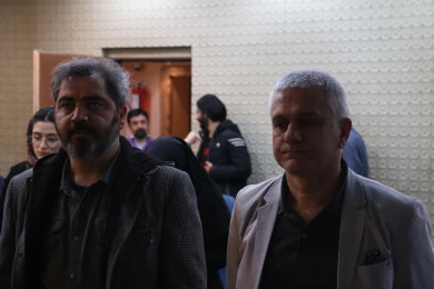 نشست رسانه ای دبیر و مدیران سی و هفتمین جشنواره ی تئاتر فجر با اهالی مطبوعات عکاس : دانیال حکیم رابط