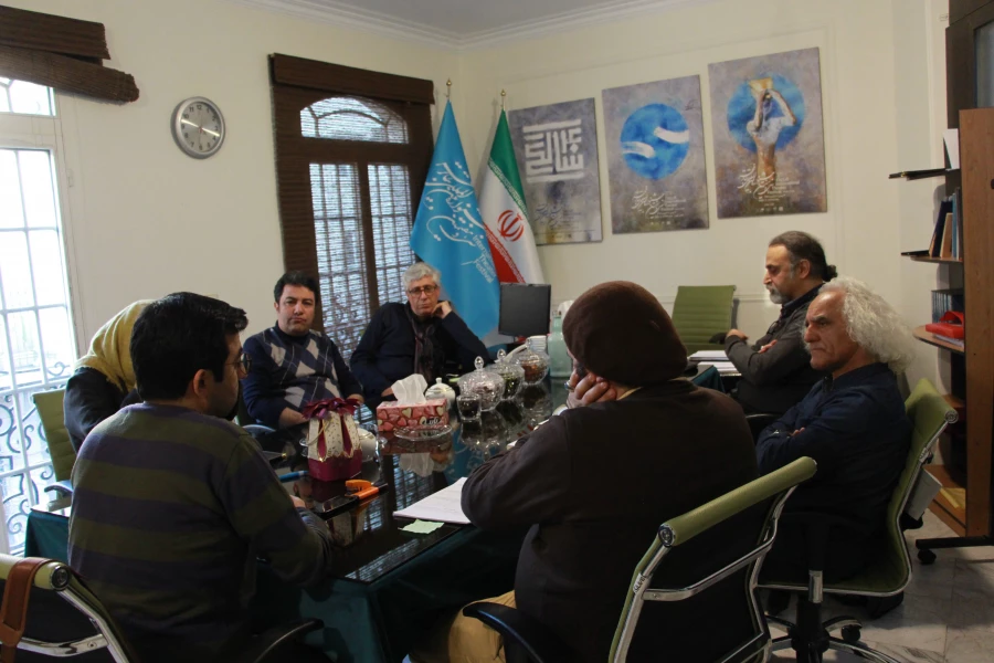 گزارش تصویری دیدار  داوران بخش دیگر گونه های اجرایی در دبیرخانه ی جشنواره عکاس: حدیثه مقدم