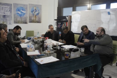 بازدید معاون هنری وزیر فرهنگ و ارشاد اسلامی از ستاد سی و هفتمین جشنواره ی بین المللی تئاتر فجر