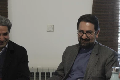 بازدید معاون هنری وزیر فرهنگ و ارشاد اسلامی از ستاد سی و هفتمین جشنواره ی بین المللی تئاتر فجر