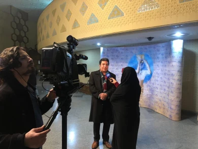 گفتگوی مدیر کل هنرهای نمایشی و  دبیر سی و هفتمین جشنواره ی تئاتر فجر با گزارشگر واحد مرکزی خبر