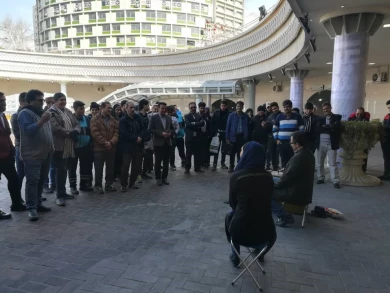 آغاز اجراهاى تاتر خیابانى در میدان ولیعصر ایوان انتظار