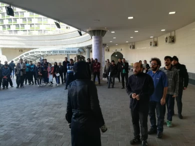 آغاز اجراهاى تاتر خیابانى در میدان ولیعصر ایوان انتظار
