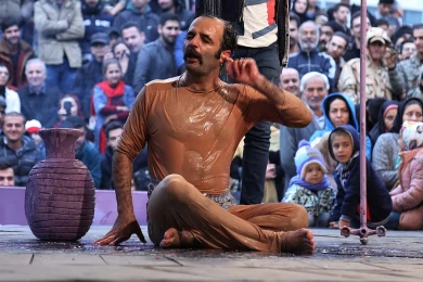 گزارش تصویری از اولین اجرای نمایش کالبد شکافی یک اتفاق ساده در سی و هفتمین جشنواره ی بین المللی تئاتر فجر -کارگردان مهدی حبیبی-عکاس:نیلوفر جوانشیر