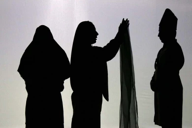 گزارش تصویری از اولین اجرای نمایش آقا محمد خان در سی و هفتمین جشنواره ی بین المللی تئاتر فجر -کارگردان: نوید معمار-عکس:سیامک زمردی مطلق-مکان