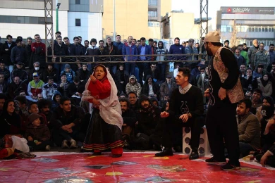 گزارش تصویری از اولین اجرای نمایش تیک تاک در سی و هفتمین جشنواره ی بین المللی تئاتر فجر -کارگردان:نازیلا امینی-عکس:میلاد میرزا علی