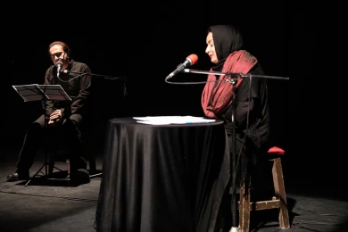 گزارش تصویری از اولین اجرای نمایش رادیویی ساعت گرگ در سی و هفتمین جشنواره ی بین المللی تئاتر فجر -کارگردان: پیمان قریب پناه- عکس:کیارش مسیبی