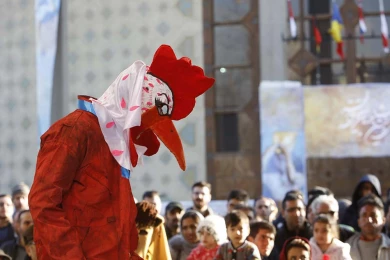 گزارش تصویری از اولین اجرای نمایش سال به سال در سی و هفتمین جشنواره ی بین المللی تئاتر فجر -کارگردان: سوران حسینی-عکس:رئوفه رستمی