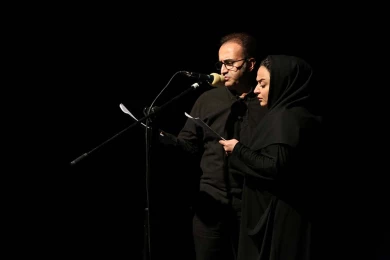گزارش تصویری از اولین اجرای نمایش رادیویی حفره ای در زمین در سی و هفتمین جشنواره ی بین المللی تئاتر فجر -کارگردان: نازنین مهیمنی- عکس:رز ارغوان