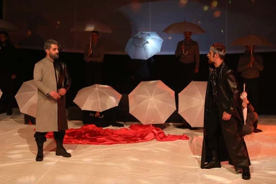 گزارش تصویری از اولین اجرای نمایش مکبث در سی و هفتمین جشنواره ی بین المللی تئاتر فجر -کارگردان: امیردژاکام-عکس:کیارش مسیبی