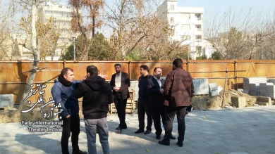 بازدید مدیران جشنواره بین المللی تئاتر فجر و شهرداری منطقه 11 از محوطه‌های باز اجرای تئاتر
