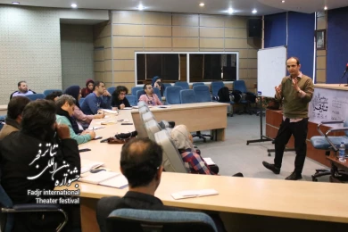 جلسه دوم کارگاه «نگارش خلاق» با حضور علی‌اکبر علیزاد
