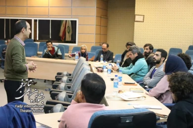جلسه دوم کارگاه «نگارش خلاق» با حضور علی‌اکبر علیزاد
