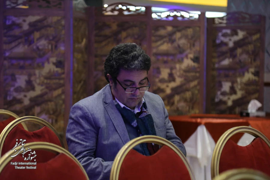کارگاه «کارگردانی» با حضور قطب‌الدین صادقی در همایش برگزیدگان جشنواره‌های تئاتر استان‌های کشور