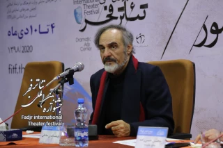 در کارگاه «تجربیات صحنه: کارگردانی» عنوان شد؛

صادقی: تئاتر باید به فرهنگ تاریخ و جامعه کمک کند