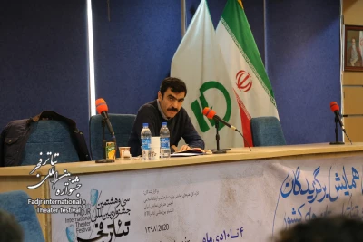 کارگاه «قصه‌گویی در درام» با حضور حسین کیانی در همایش برگزیدگان جشنواره‌های تئاتر استان‌ها