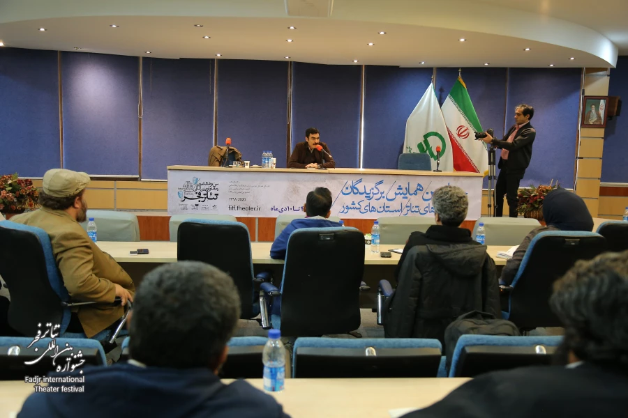 دومین جلسه از کارگاه «قصه‌گویی در درام» با حضور حسین کیانی