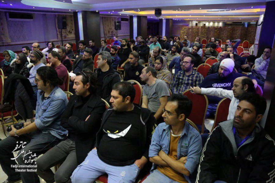 نشست هیات انتخاب برگزیدگان جشنواره‌های تئاتر استانی با شرکت‌کنندگان همایش