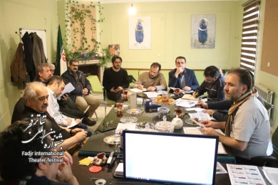 جلسه هماهنگی نمایندگان تالارهای میزبان جشنواره بین‌المللی تئاتر فجر