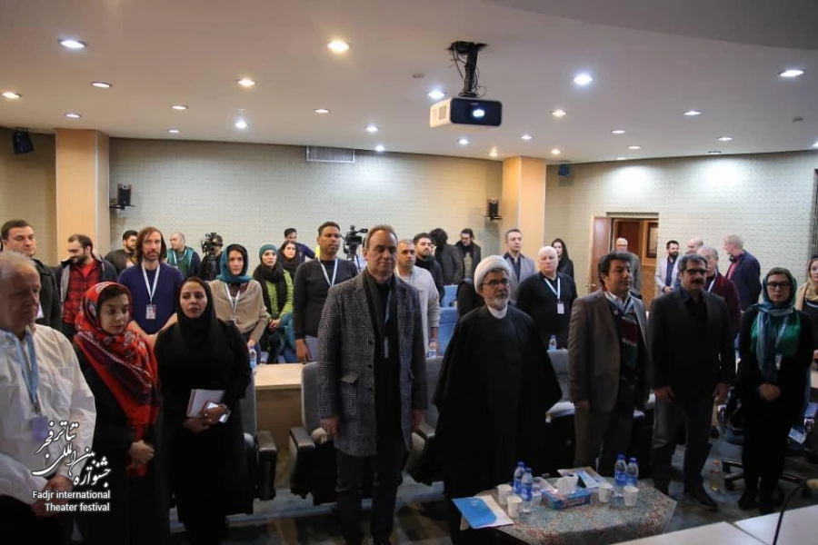 شهرام کرمی: صلح، امید و دوستی پیام جامعه هنرمندان ایران است  2