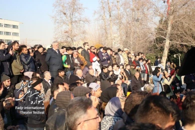 نمایش‌های خیابانی پنجمین روز از جشنواره بین‌المللی تئاتر فجر به روایت تصویر
