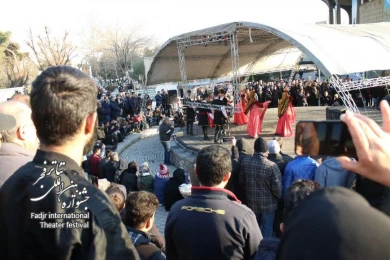 نمایش‌های خیابانی پنجمین روز از جشنواره بین‌المللی تئاتر فجر به روایت تصویر