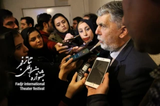 سیدعباس صالحی در بازدید از جشنواره تئاتر فجر:

هنرهای نمایشی نباید مورد غفلت قرار بگیرد