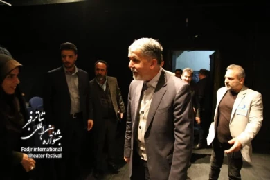 گزارش تصویری از حضور سید عباس صالحی، وزیر فرهنگ و ارشاد اسلامی در جشنواره بین المللی تئاتر فجر