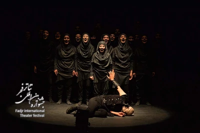 مروری تصویری بر اجراهای دهمین روز از جشنواره بین‌المللی تئاتر فجر