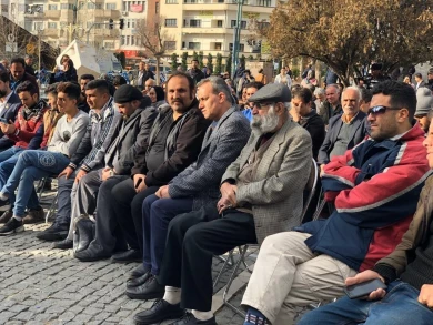 Opening of Iran's first independent mobile theater
