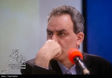 نشست خبری سی و هشتمن جشنواره بین المللی تئاتر فجر - خبرگزاری تسنیم