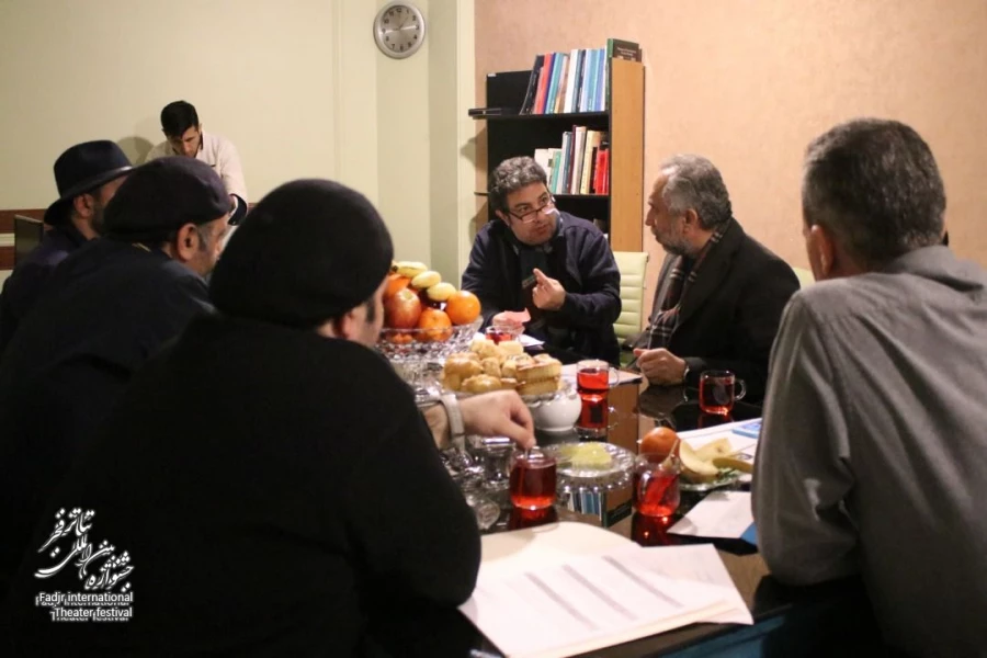 Street Theater Competition Referees Meet with Fadjr Theater Festival Secretary