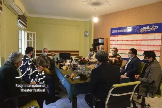 سید مجتبی حسینی بعد از بازدید از ستاد برگزاری جشنواره تئاتر فجر:

هنر برای کشور فرصت است