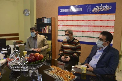 گزارش تصویری از بازدید معاون هنری وزارت فرهنگ و ارشاد اسلامی از ستاد برگزاری جشنواره تئاتر فجر
