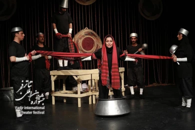 گزارش تصویری از اجراهای روز سوم از سی و نهمین جشنواره تئاتر فجر