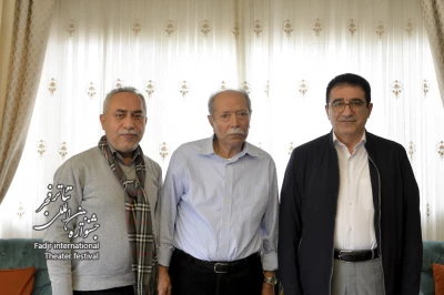 «علی نصیریان» در دیدار با مدیران جشنواره تئاتر فجر مطرح کرد:

مدیران دل‌بسته به تئاتر به این هنر عمق می‌بخشند