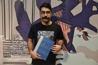 کارگردان نمایش «پارادایم» معرفی شده از استان زنجان به چهلمین جشنواره تئاتر فجر : (8)

معرفی به جشنواره تئاتر فجر مسئولیت‌ هنرمند را بیشتر می‌کند