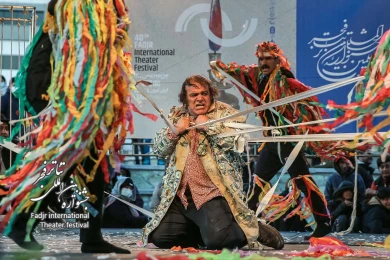 طوطی و بازرگان