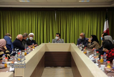 رئیس مرکز تئاتر موزیکال جمهوری آذربایجان:

کاری که هنر می‌کند، سیاست‌مدار نمی‌تواند انجام دهد