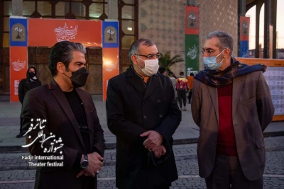 در هشتمین روز جشنواره بین‌المللی تئاتر فجر:

معاون هنری وزیر به تماشای نمایش‌ها نشست،‌ «بعد از افتادن» به جشنواره بازگشت