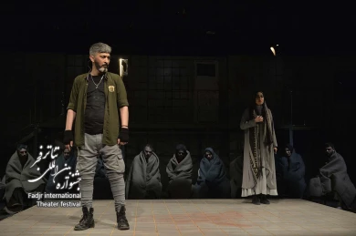 پشت دیوار قدیمی کشتارگاه