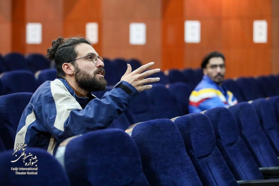 جلسه نقد تئاتر های روز اول جشنواره تئاتر منطقه‌ای فجر-کرمانشاه