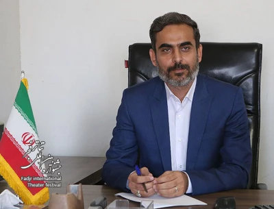 مدیرکل فرهنگ و ارشاد اسلامی استان بوشهر مطرح کرد

عبدارحیم افروغ: جشنواره تئاتر فجر مناطق کشور یک دوره آموزشی برای هنرمندان است