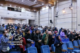 آغاز جشنواره تئاتر فجر منطقه 3 کشور در مازندران با اجرای 6 نمایش

حضور چشمگیر علاقه‌مندان تئاتر در ساری