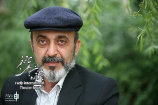 گفت‌وگو با داور مهمان جشنواره تئاتر منطقه 3 (مازندران)

حسن دولت‌آبادی: زنده بودن «تئاتر» ثمره تلاش هنرمندان در شهرستان‌هاست