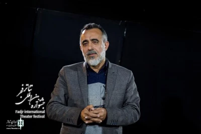 نشست صمیمی با هنرمندان حاضر در بیست و هفتمین جشنواره تئاتر فجر مناطق کشور- منطقه 3 مازندران

کاظم نظری: مخاطبان، ثروت تئاتر هستند